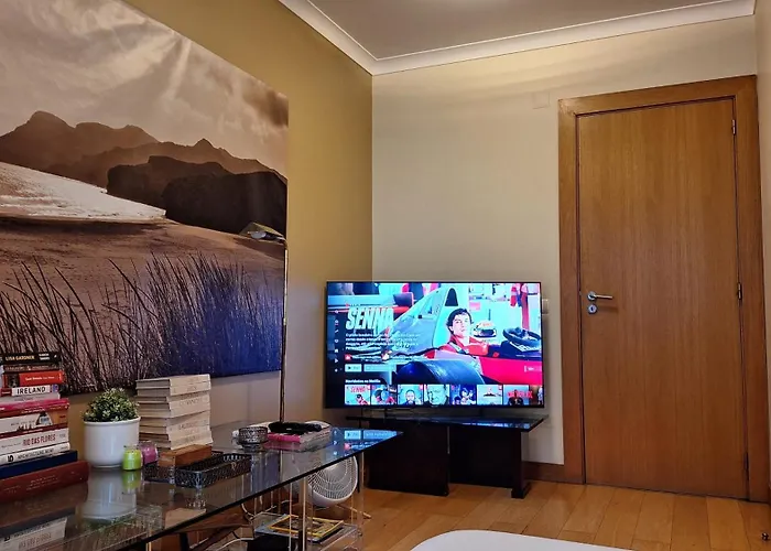 Deluxe With Sea View Apartment