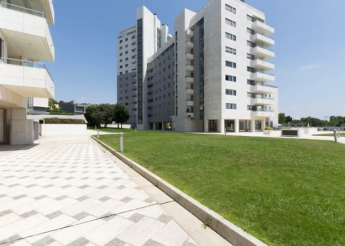 Deluxe With Sea View Apartment Porto