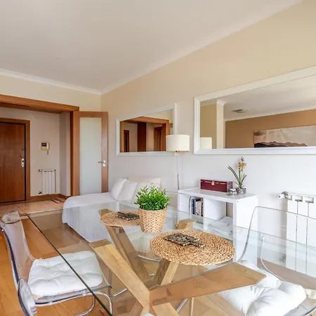 Deluxe With Ocean View Appartement Oporto