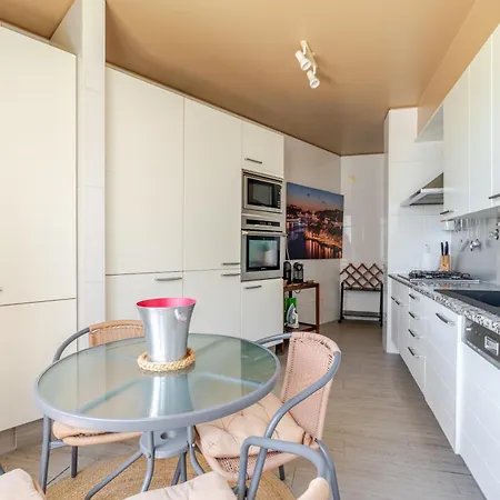 Deluxe With Ocean View Oporto