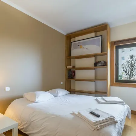 Deluxe With Sea View Apartment