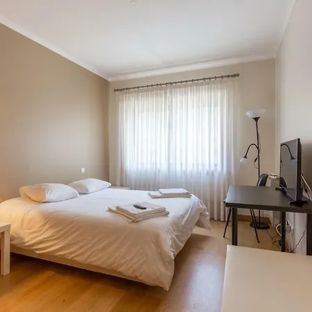 Deluxe With Sea View Apartment